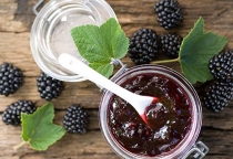 Mứt Dâu Tằm Đà Lạt – Đặc Sản Ngọt Ngào Chuẩn Vị Cao Nguyên